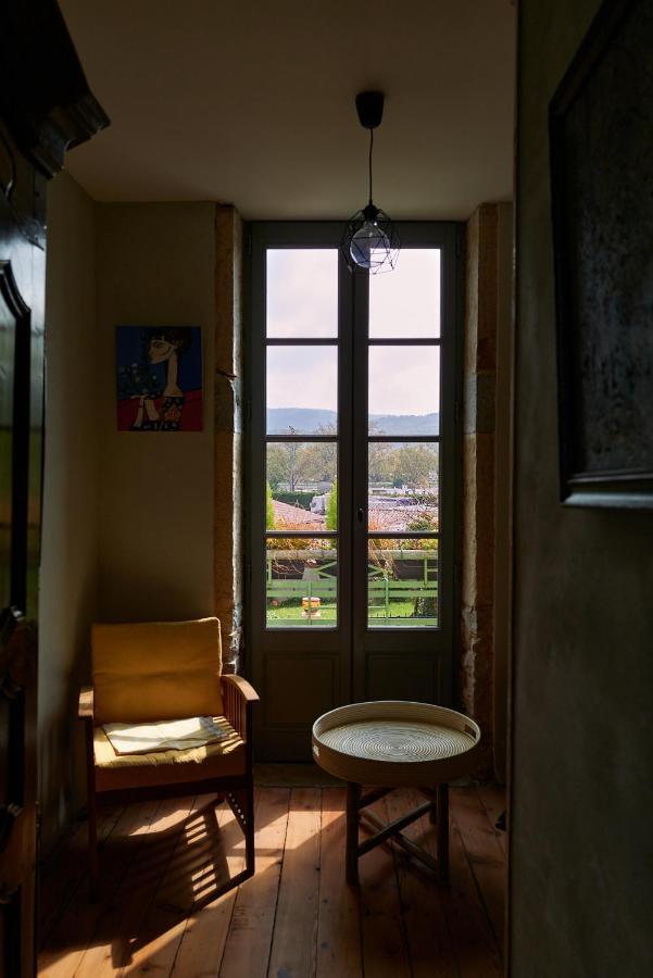 La Porte Des Pres Cluny Extérieur photo